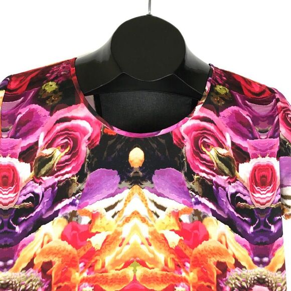 Trouve Mirrored Floral Print Hi-Lo Top Women's Medium Mesh Casual Summer Vibrant - Picture 3 of 12
